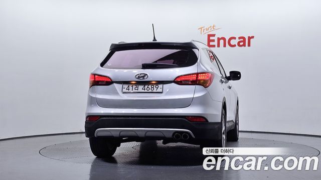 Hyundai Santafe Diesel(e-VGT) 2.2 4WD Premium — пробег 153 838 км — фото 4 из 5