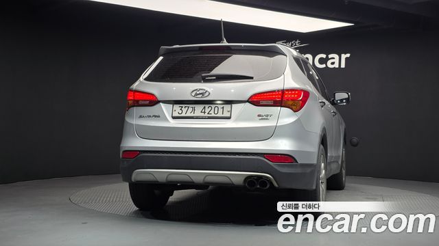 Hyundai Santafe Diesel(e-VGT) 2.2 4WD Premium — пробег 153 969 км — фото 4 из 5