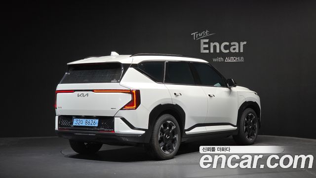 Kia EV5 Long Range 2WD GT Line — пробег 9 004 км — фото 2 из 5