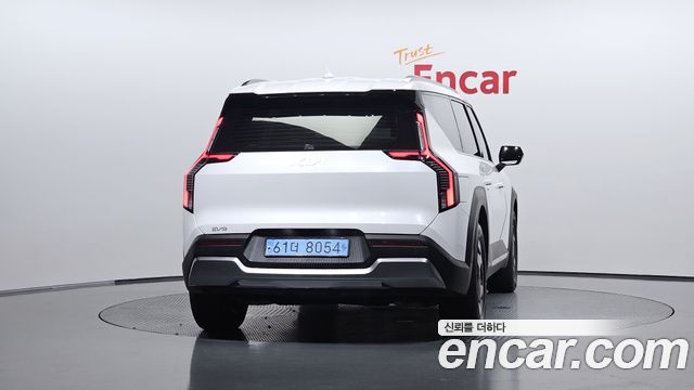 Kia EV9 из Кореи Encar
