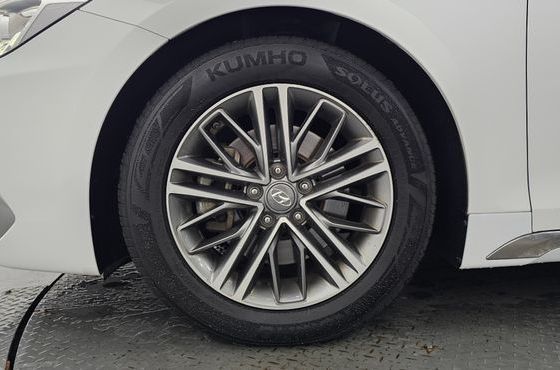 Hyundai Grandeur 2.4 Premium — пробег 125 588 км — фото 5 из 5