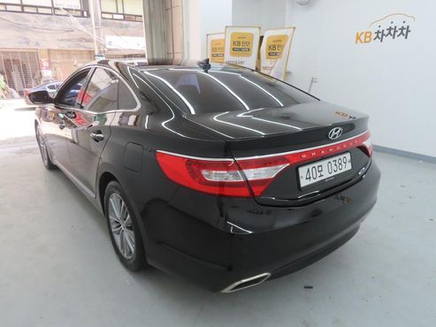 Hyundai Grandeur HG240 Modern Collection — пробег 90 651 км — фото 2 из 5