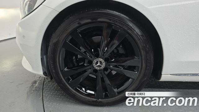 Mercedes-Benz C-Class из Кореи Encar
