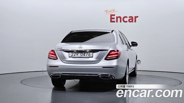 Mercedes-Benz E-Class из Кореи Encar