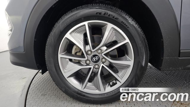 Hyundai Tucson Diesel 2.0 2WD Smart — пробег 28 692 км — фото 5 из 5