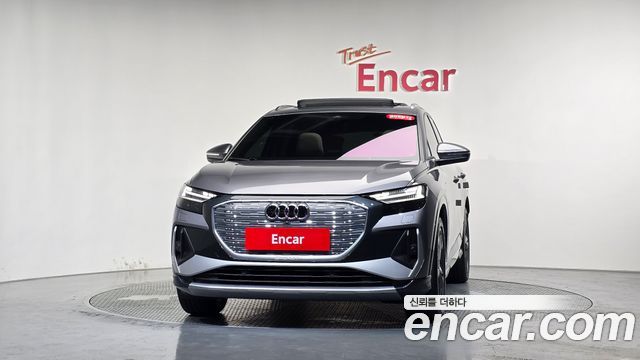 Audi Q4 e-tron 40 Premium — пробег 18 271 км — фото 3 из 5