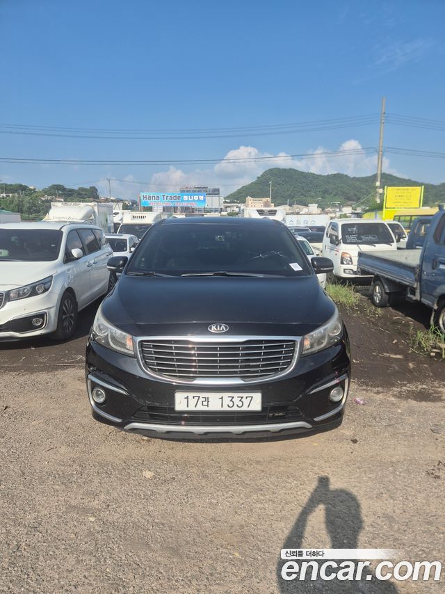 Kia Carnival 9-seater Luxury — пробег 292 414 км — фото 1 из 5