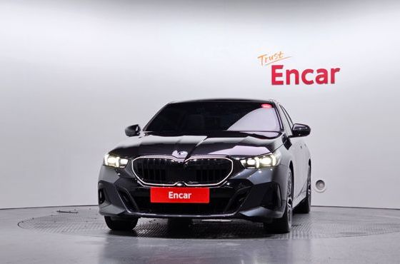 BMW 5-Series 520i M Sport — пробег 17 670 км — фото 3 из 5