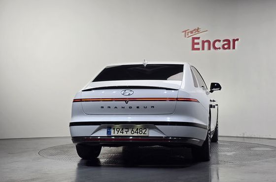 Hyundai Grandeur Calligraphy — пробег 41 107 км — фото 4 из 5