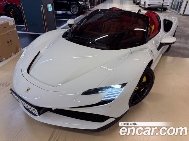 Ferrari SF90 4.0 — пробег 7 600 км — фото 1 из 5