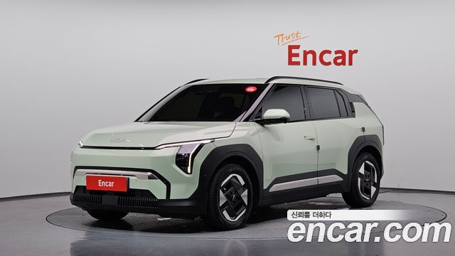 Kia EV3 Long Range 2WD Earth — пробег 38 647 км — фото 1 из 5