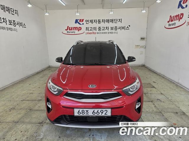 Kia Stonic из Кореи Encar