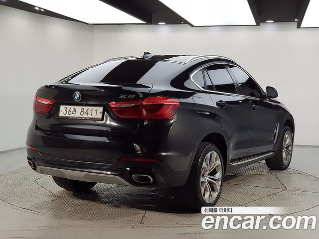 BMW X6 xDrive 30d — пробег 181 016 км — фото 2 из 5