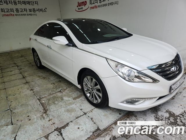 Hyundai Sonata CVVL Attration — пробег 71 000 км — фото 3 из 5