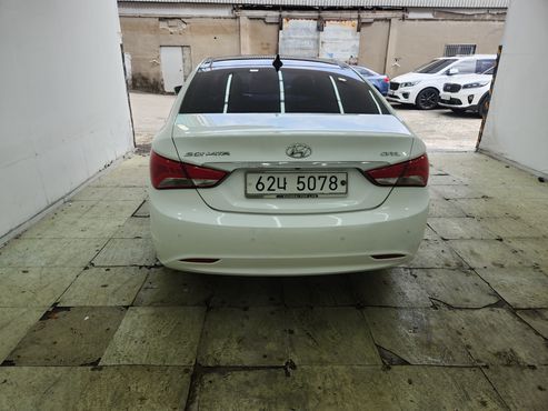 Hyundai Sonata CVVL Attration — пробег 71 000 км — фото 4 из 5
