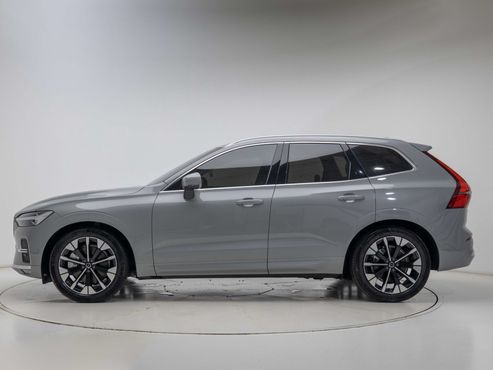 Volvo XC60 B5 Ultra Bright Air Sus — пробег 5 230 км — фото 3 из 5