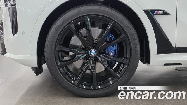 BMW X7 M60i xDrive M sport 6STR — пробег 12 214 км — фото 5 из 5