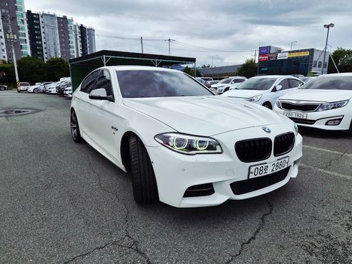 BMW 5-Series M550d xDrive — пробег 127 645 км — фото 3 из 5