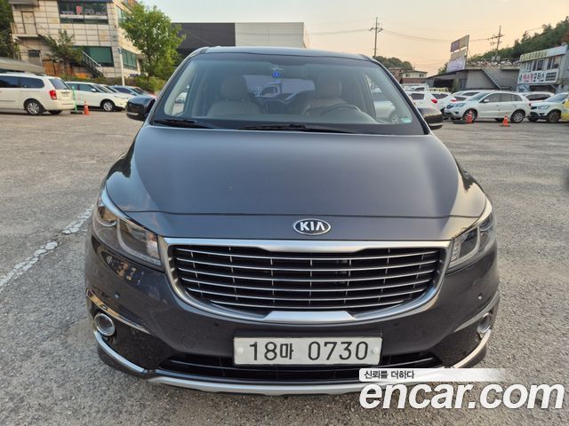 Kia Carnival из Кореи Encar