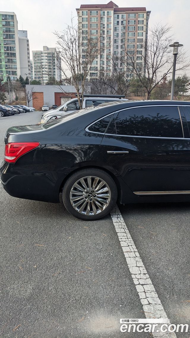 Hyundai Equus VS500 Prestige — пробег 68 000 км — фото 4 из 5