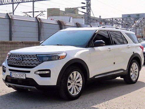 Ford Explorer 2.3 LimIted 4WD — пробег 34 328 км — фото 1 из 5