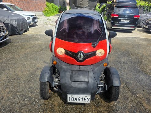 Renault (Samsung) Twizy Intens(2-seater) — пробег 27 618 км — фото 3 из 5
