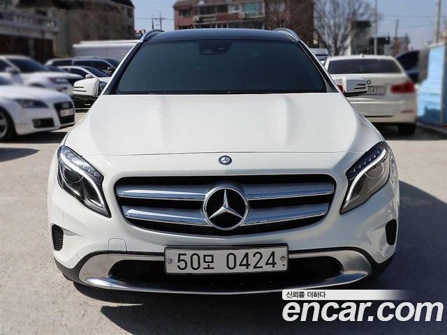 Mercedes-Benz GLA-Class GLA200 d 4MATIC — пробег 44 829 км — фото 3 из 5