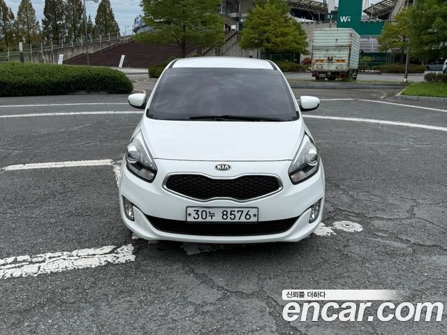 Kia Carens 2.0 LPi Prestige — пробег 182 072 км — фото 1 из 5