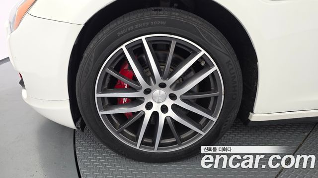 Maserati Quattroporte из Кореи Encar
