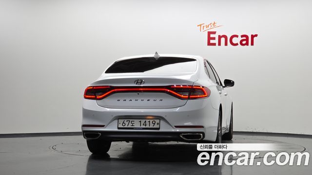 Hyundai Grandeur из Кореи Encar
