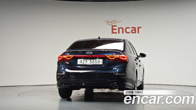 Kia K3 из Кореи Encar