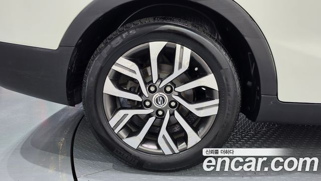 Ssangyong TIBOLI из Кореи Encar