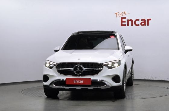 Mercedes-Benz GLC-Class GLC 300 4MATIC Avantgarde — пробег 4 559 км — фото 3 из 5