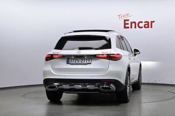 Mercedes-Benz GLC-Class GLC 300 4MATIC Avantgarde — пробег 4 559 км — фото 4 из 5