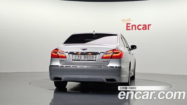 Hyundai Genesis из Кореи Encar