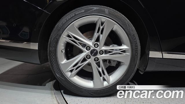 Genesis G90 из Кореи Encar