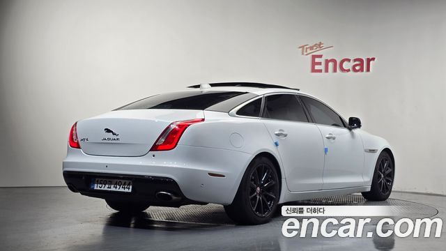 Jaguar XJ 3.0D Premium Luxury LWB X351 — пробег 116 546 км — фото 2 из 5
