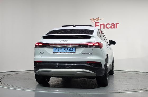 Audi Q4 e-tron 45 Sportback — пробег 38 597 км — фото 4 из 5