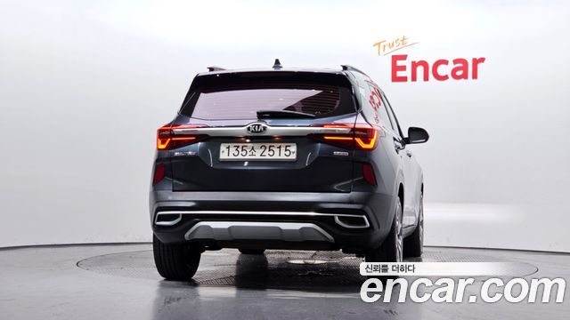 Kia Seltos из Кореи Encar