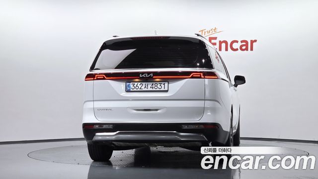 Kia Carnival из Кореи Encar