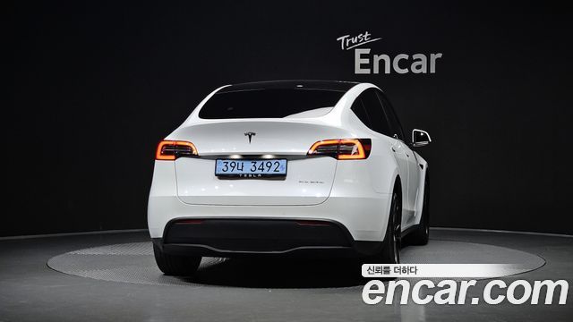 Tesla Model Y Long Range AWD — пробег 41 364 км — фото 4 из 5