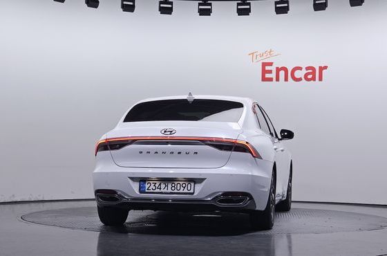 Hyundai Grandeur Premium Choice — пробег 93 097 км — фото 4 из 5