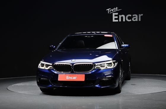 BMW 5-Series 520d M Sport Package Plus — пробег 104 938 км — фото 3 из 5