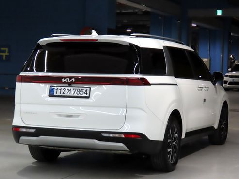 Kia Carnival Diesel 9-Seater Prestige — пробег 36 600 км — фото 4 из 5
