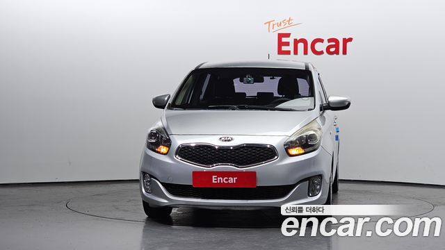 Kia Carens 2.0 LPi Luxury — пробег 142 751 км — фото 3 из 5