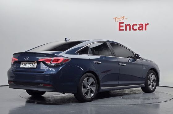 Hyundai Sonata 2.0 Plug-in HEV Permium — пробег 214 650 км — фото 2 из 5