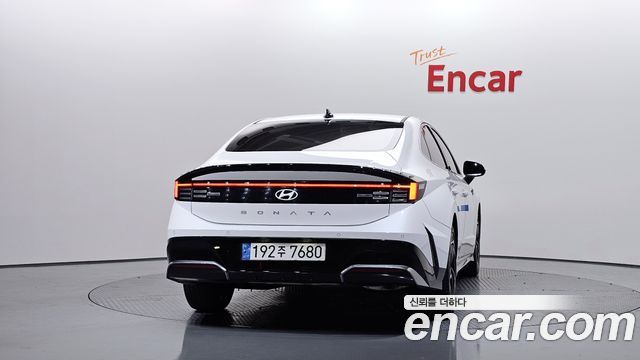 Hyundai Sonata 2.0 Exclusive — пробег 22 819 км — фото 4 из 5