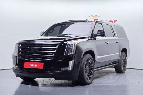 Cadillac Escalade 6.2 4th — пробег 102 904 км — фото 1 из 5