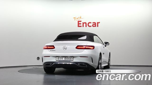 Mercedes-Benz E-Class из Кореи Encar