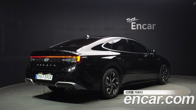 Hyundai Sonata 2.0 Exclusive — пробег 13 485 км — фото 2 из 5